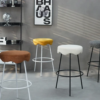 Nordic Corduroy Iron Art Bar kėdės Creative Cloud Round High Stool Milk Tea Shop Kasininkas High Chair Bar kėdės virtuvei