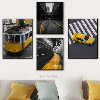 Geltonas tramvajus Taksi Namas Gatvė Peizažas Sienų menas Drobė Tapyba Šiaurės šalių plakatai ir spaudiniai Paveikslėliai svetainės dekoravimui