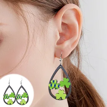 Airijos festivalio auskarai Žalioji nykštukė Airijos mediniai auskarai